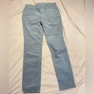 *NWT* Old Navy Rockstar Corduroy Skinny Jeans